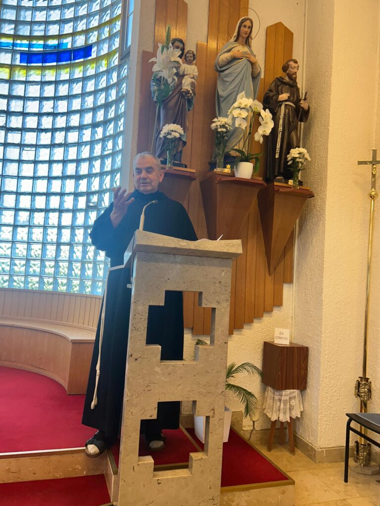 Predstavljena knjiga „Pisma župljanima“ fra Pere Džide